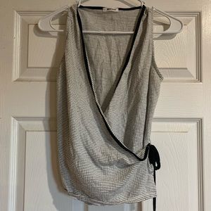 LAmade Sleeveless Wrap